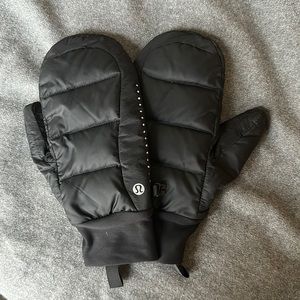 Lululemon down mittens xs/s black